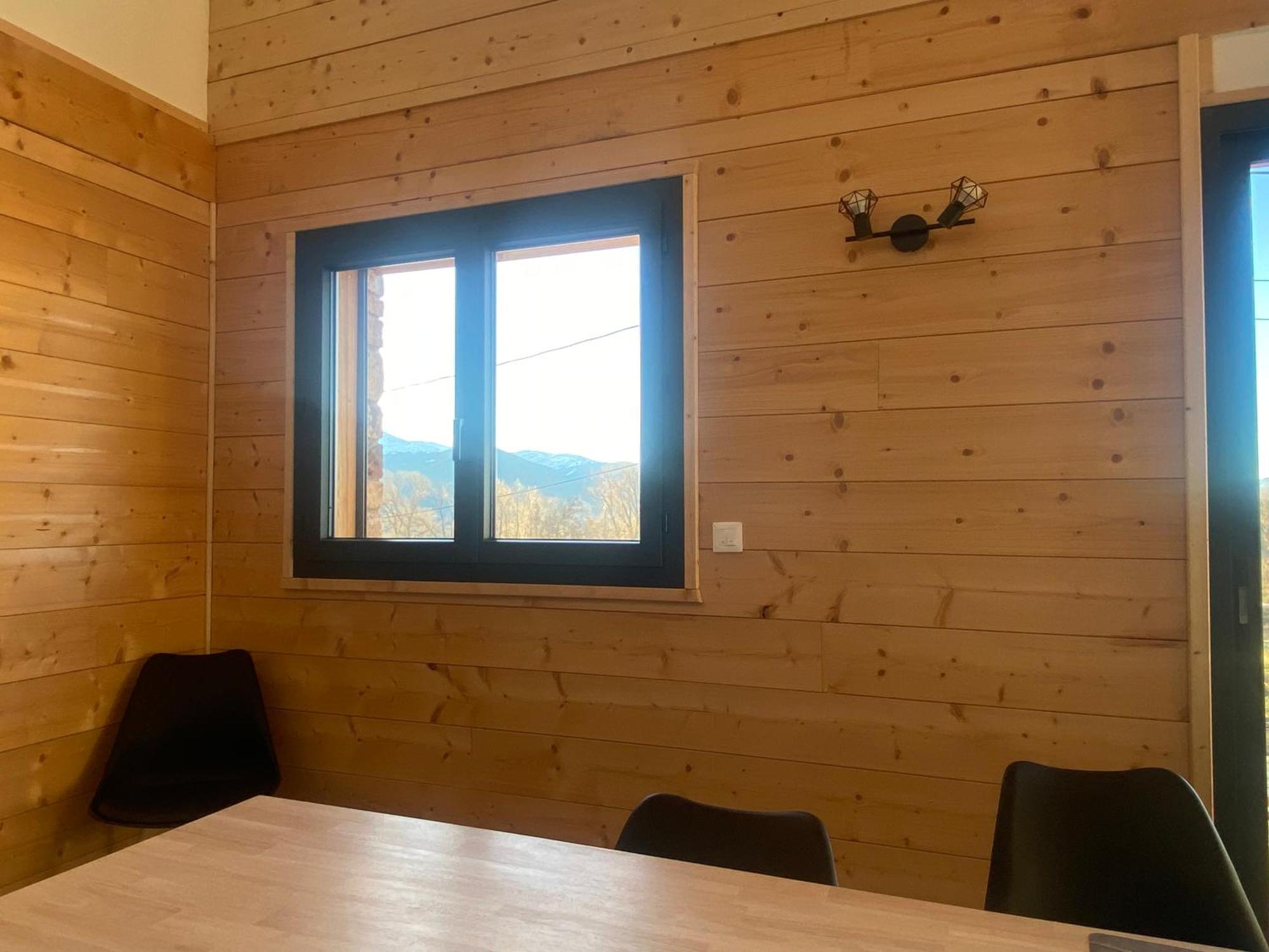 Des Loulous , 3 Chambres, 8 Couchages * Font-Romeu-Odeillo-Via
