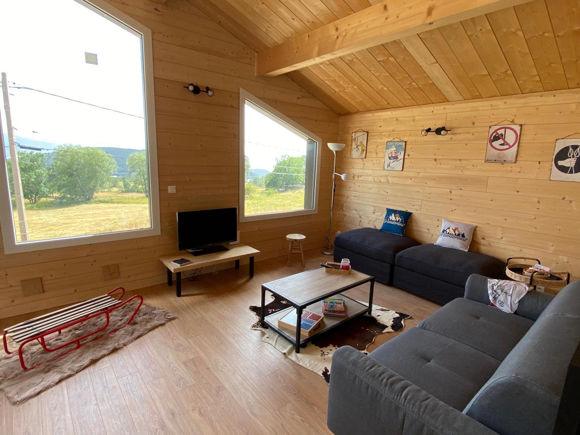 Des Loulous , 3 Chambres, 8 Couchages *